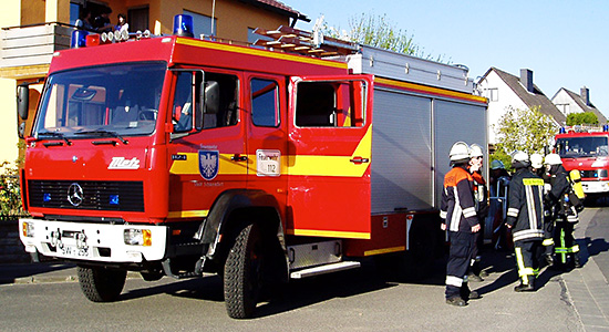 LF16/12 auf Mercedes-Benz 1124 AF mit Aufbau von Metz der Feuerwehr Schweinfurt. Baujahr 1995 und ist bis heute im Dienst. Standardbeladung mit nachträglich eingebauter Schaumzumischanlage. Bildquelle: Feuerwehr Schweinfurt.